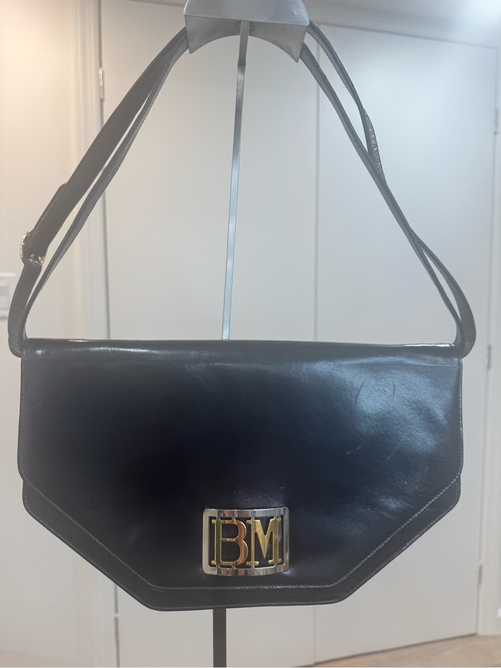 AUTHENTIC- BRUNO MAGLI ITALY DESIGNER Black Leather Bag